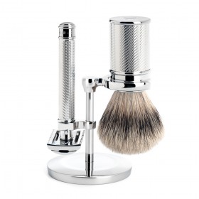 Set de barbierit cu aparat de ras clasic si pamatuf Silvertip Badger cu par de bursuc S 091 M 41